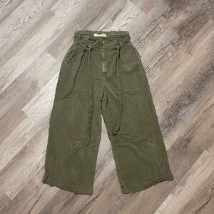 Anthropologie Belted Wide Leg Paperbag Trouser Size 4